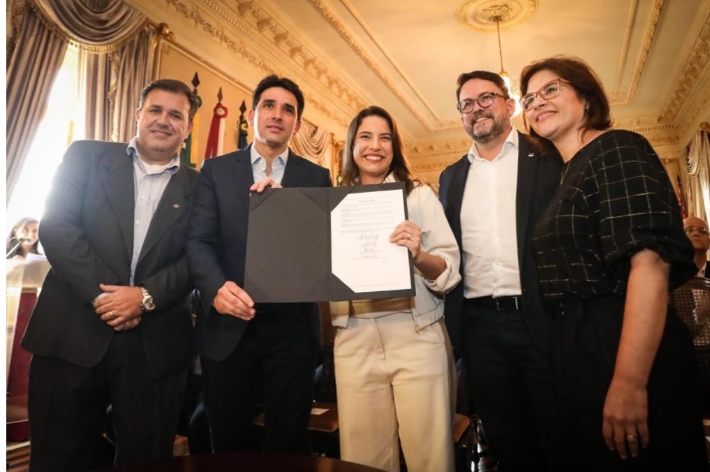 As obras da primeira etapa terão duração de oito meses e serão realizadas por meio de uma parceria entre o Ministério de Portos e Aeroportos e o governo estadual com investimentos na ordem de R$ 204 milhões. 